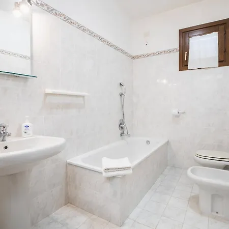 Le Viole Apartmán Olbia