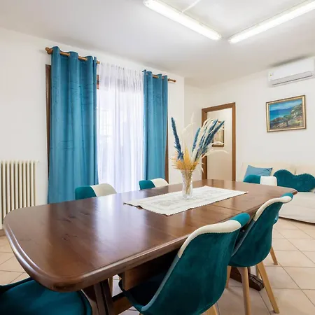 Le Viole Apartment